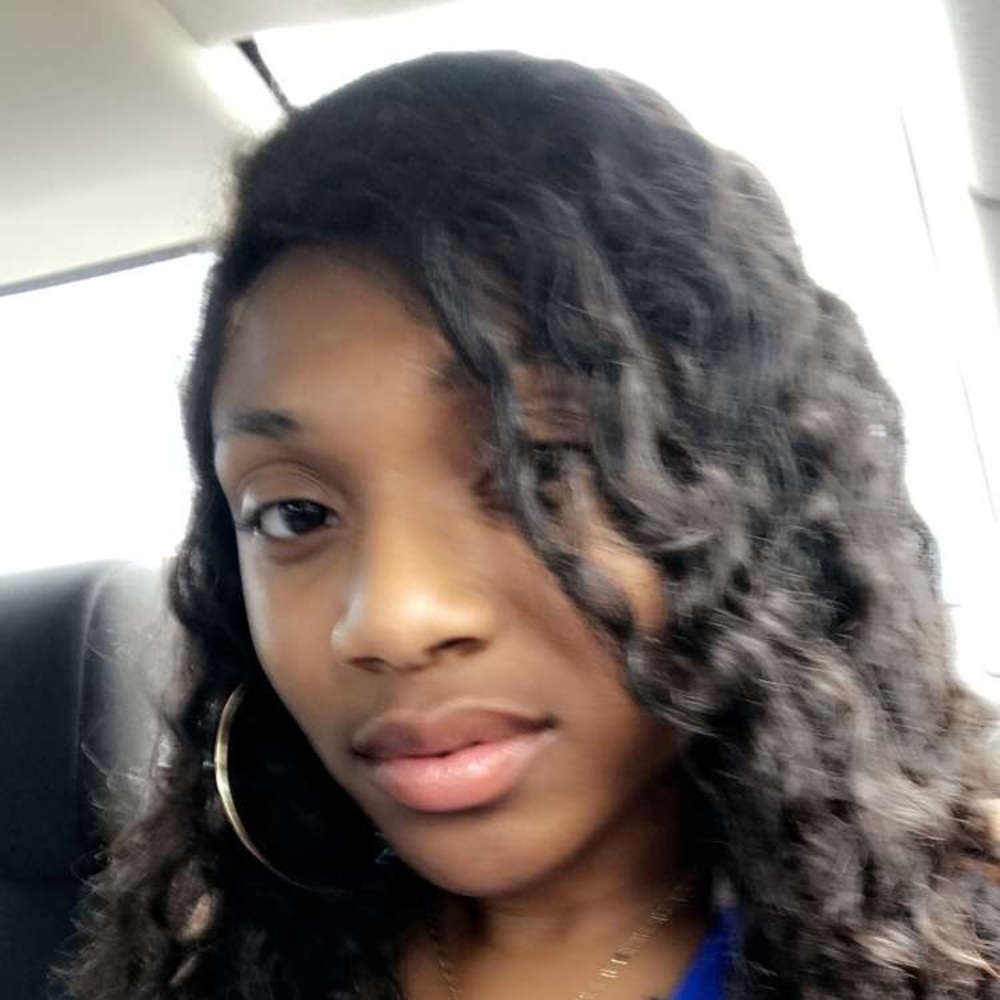 Meet your Posher, Shayna